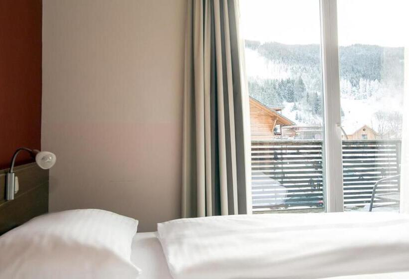 Номер Стандарт с Балконом, Club Hotel Am Kreischberg