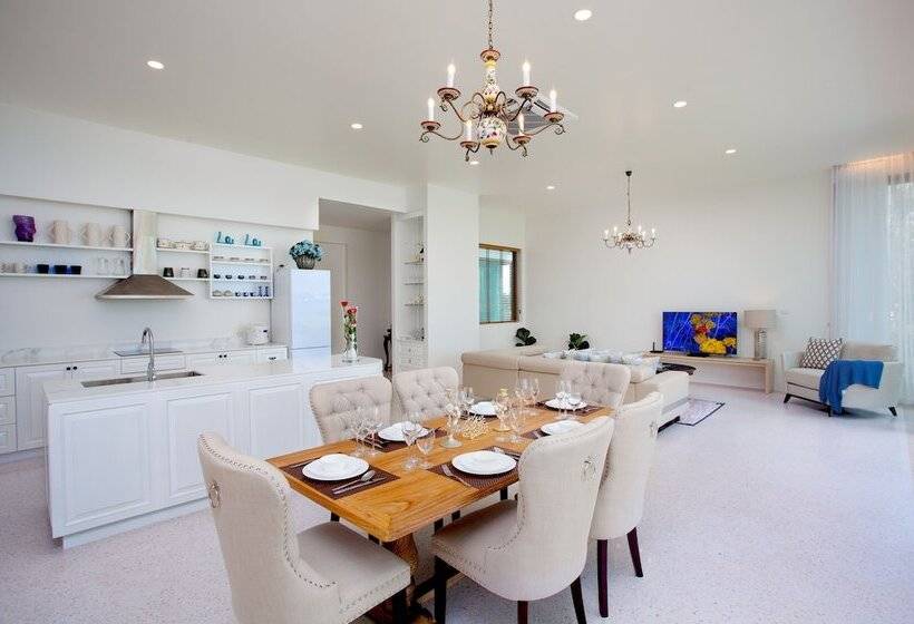 Люкс 3 Спальни, Fisherman Way Beach Villa
