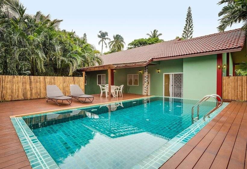 Вилла 3 Спальни с Бассейном, Fisherman Way Beach Villa