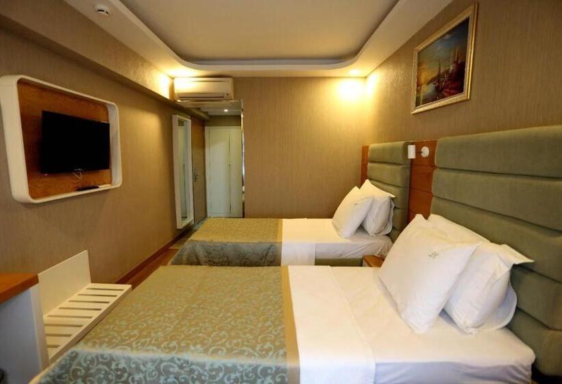 اتاق استاندارد یک نفره, Life Corner