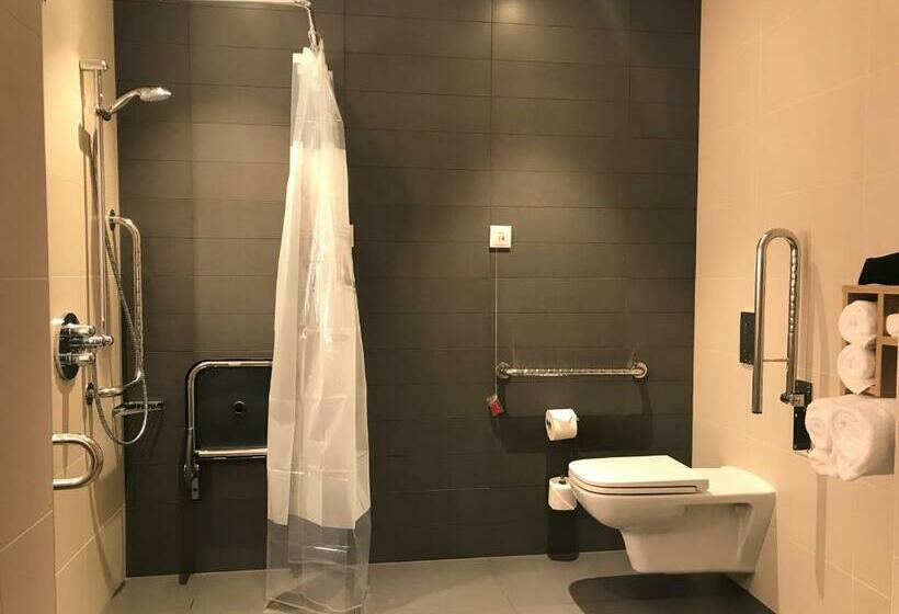اتاق استاندارد برای معلولان, Hampton By Hilton Gdansk Old Town