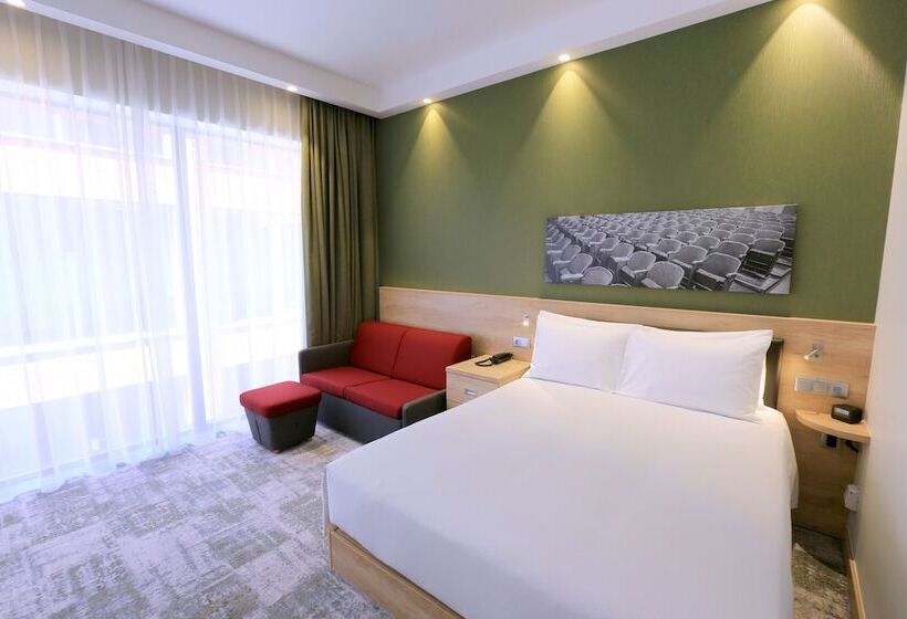 اتاق خانوادگی, Hampton By Hilton Gdansk Old Town