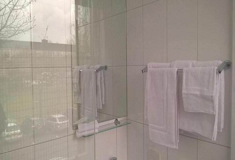 스탠다드 룸, Crown Central Business District Motel   No Under 18s