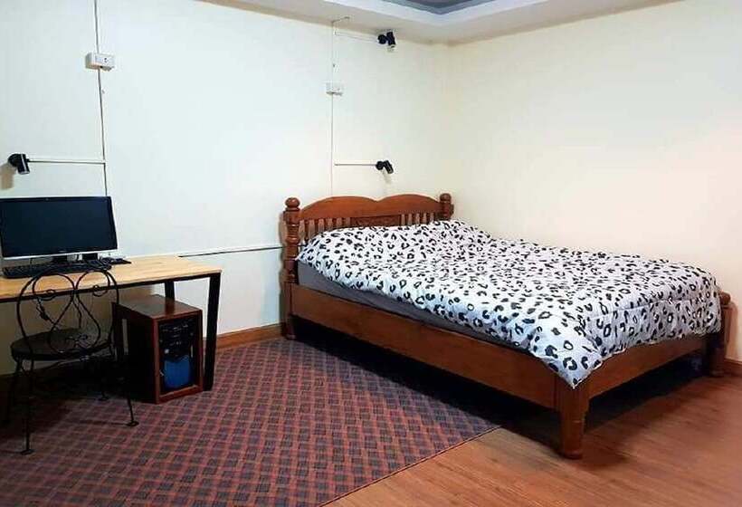 Номер Superior, T2b Home   Hostel