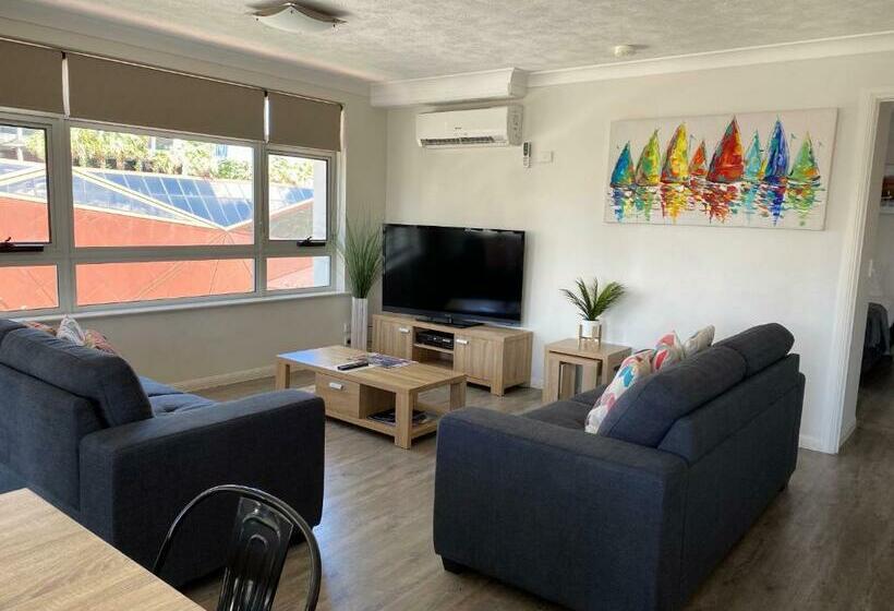 2침실 아파트 측면 바다 전망, Wharf Boutique Apartments