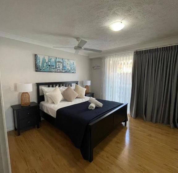 2침실 아파트 정원 전망, Wharf Boutique Apartments