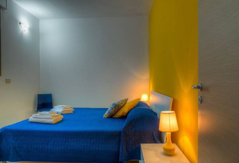 Апартаменты 1 Спальня, Aquariumresidence