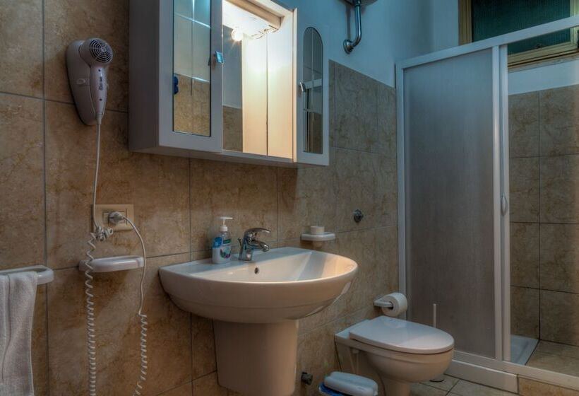 Апартаменты 1 Спальня, Aquariumresidence