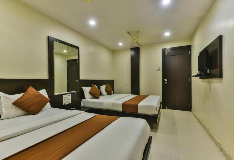 Четырехместный Номер Deluxe, Guest Inn Residency