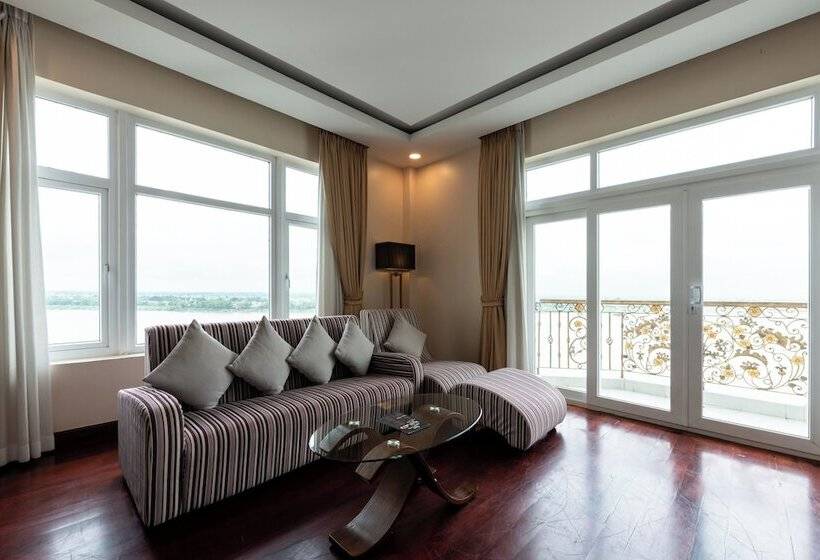 标准间带江景, Lbn Asian
