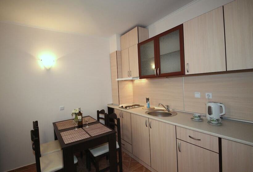 Апартаменты 1 Спальня, Saint Elena Apartcomplex