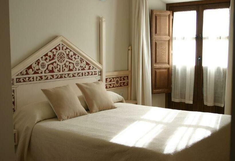 Номер Стандарт, Hostal Santa María De úbeda