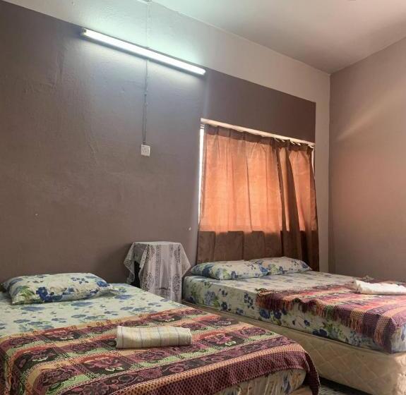 Трехместный Номер Deluxe, Sun Golden Inn