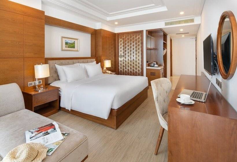 Premium Room Sea View, Paris Deli Danang Beach