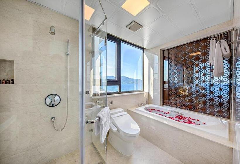 Premium Room Sea View, Paris Deli Danang Beach