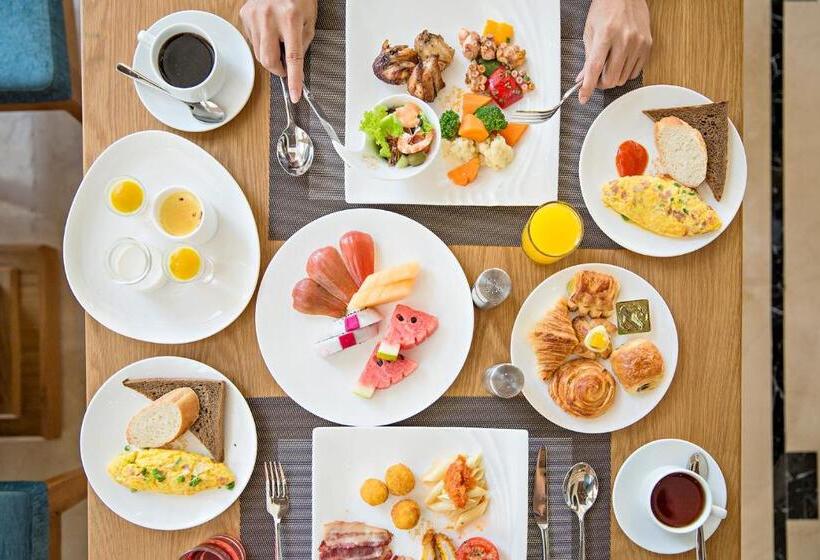Apartamento 2 Quartos, Paris Deli Danang Beach