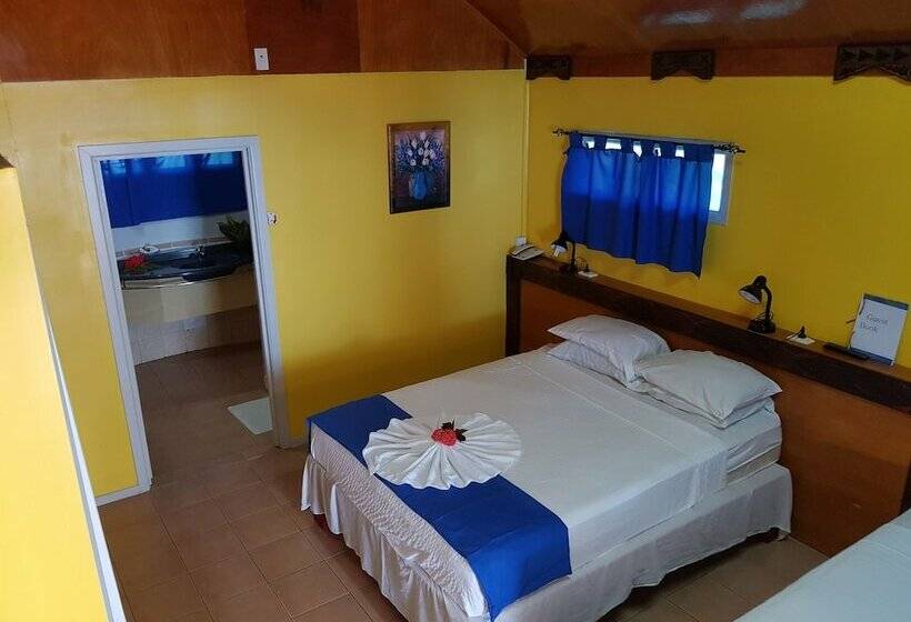 ویلای 1 خوابه با چشم‌انداز دریا, Le Uaina Beach Resort