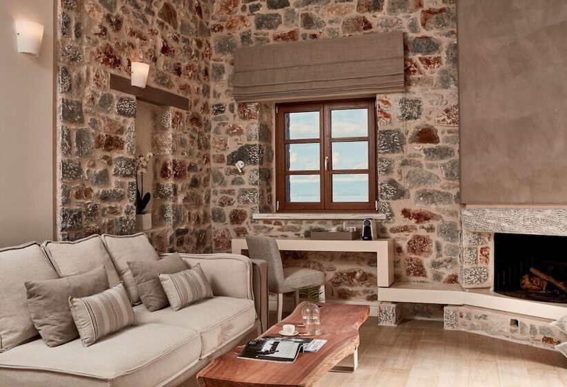 Люкс Superior Вид на Море, 100 Rizes Seaside Resort  Small Luxury Hotels Of The World