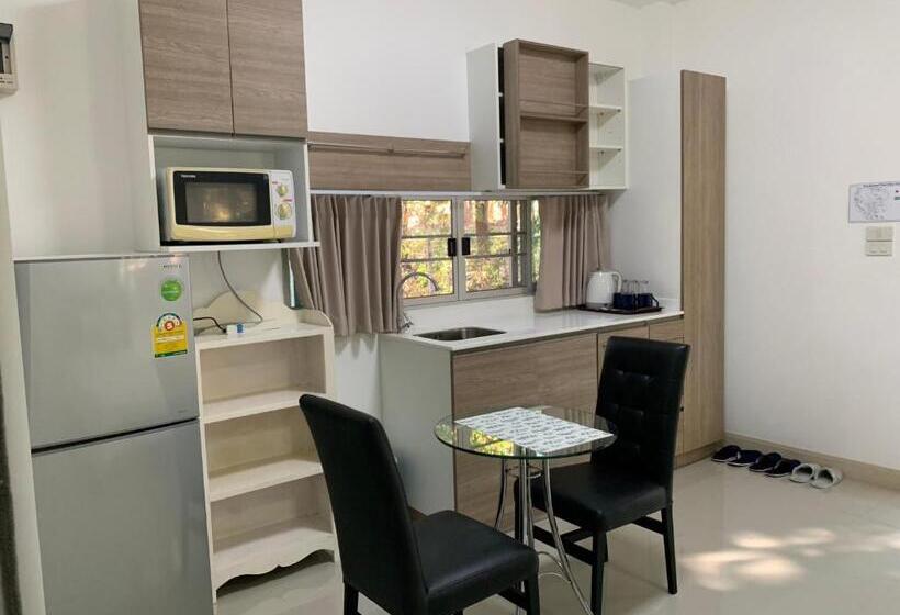 Трехместный Номер Deluxe, Baan Pingkan Wellness Resort