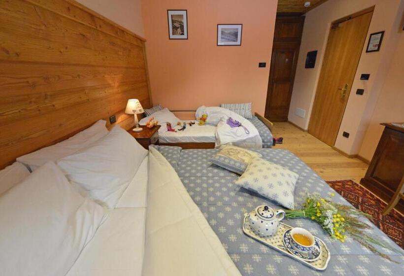 اتاق استاندارد سه نفره, Miravalle