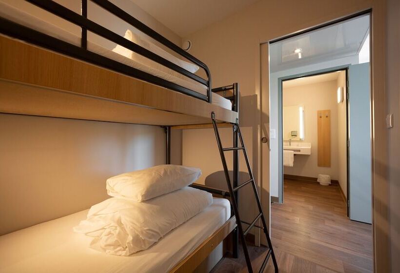 Номер Стандарт, B&b Hotel Les Herbiers