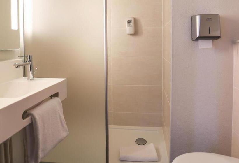 Семейный Номер, B&b Hotel Les Herbiers