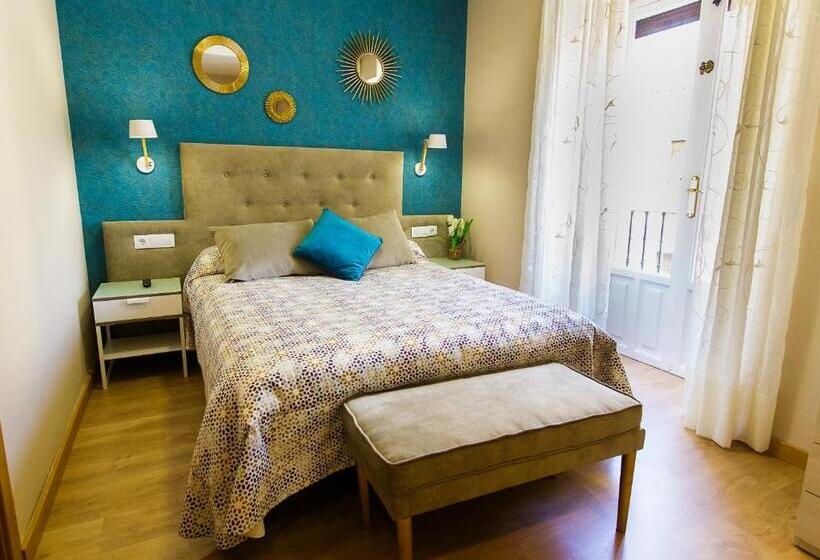 Номер Deluxe с Балконом, Hospedería Castilla Plaza Mayor