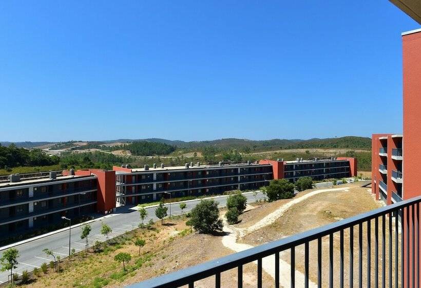 Апартаменты 2 Спальни, Algarve Race Resort Apartments