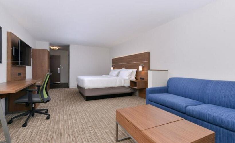 스위트, Holiday Inn Express   Alliance, An Ihg