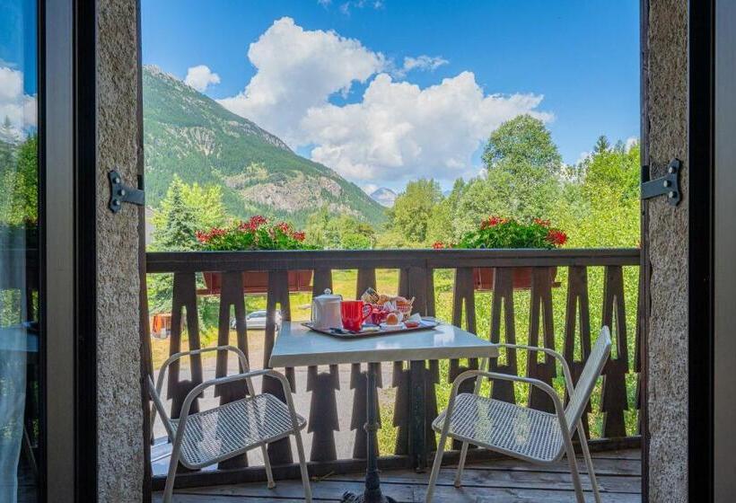 اتاق لوکس با بالکن, Logis Hotel et Spa Le Christiania
