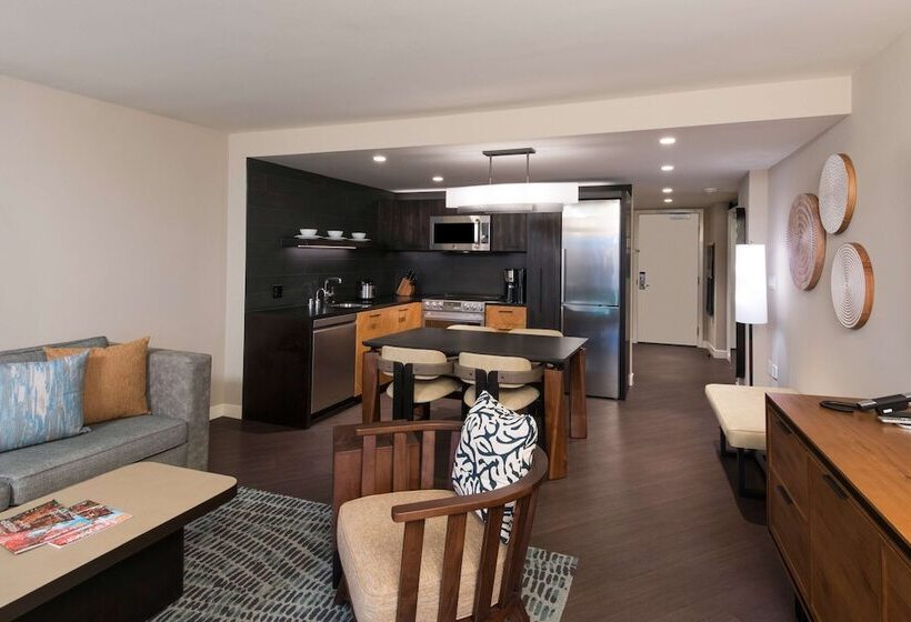 Пентхаус Люкс, Hilton Grand Vacations Club Ocean Tower Waikoloa Village