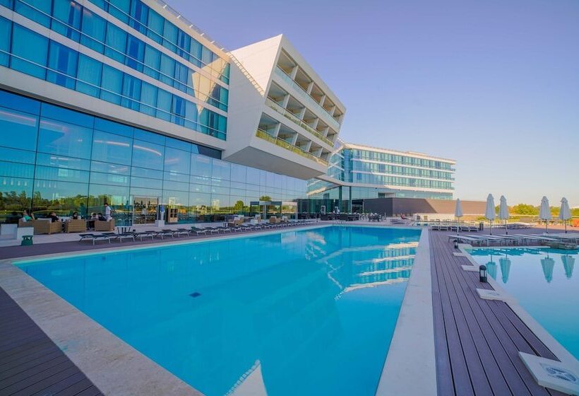 Люкс Superior, Hilton Pilar