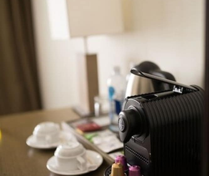 Номер Premium с Балконом, Hilton Pilar