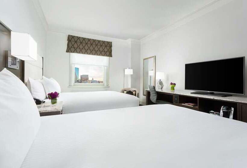Номер Premium с Балконом, Hilton Pilar