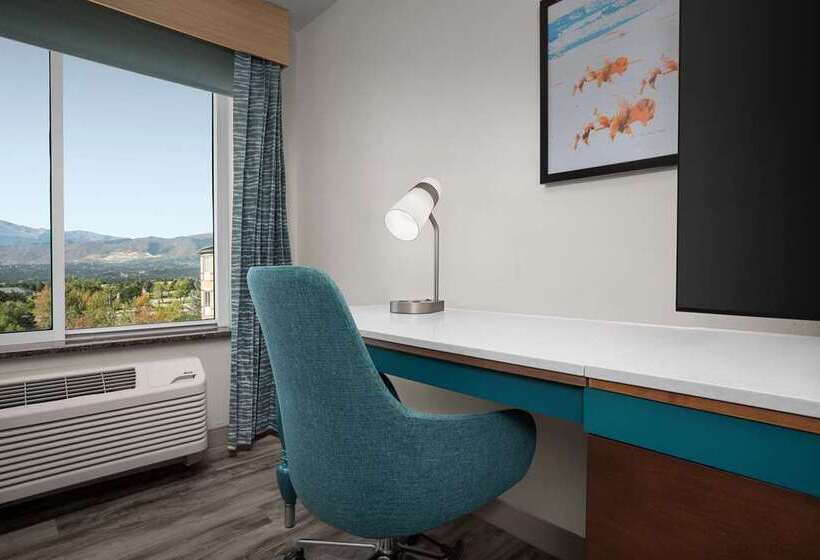 Номер Deluxe, Hilton Pilar