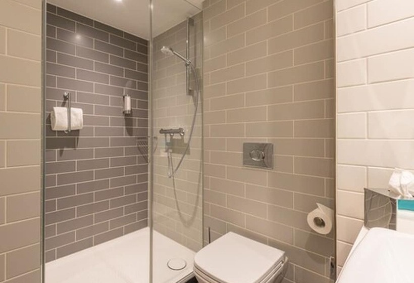 Номер Стандарт, Holiday Inn Express   Wuppertal   Hauptbahnhof, An Ihg
