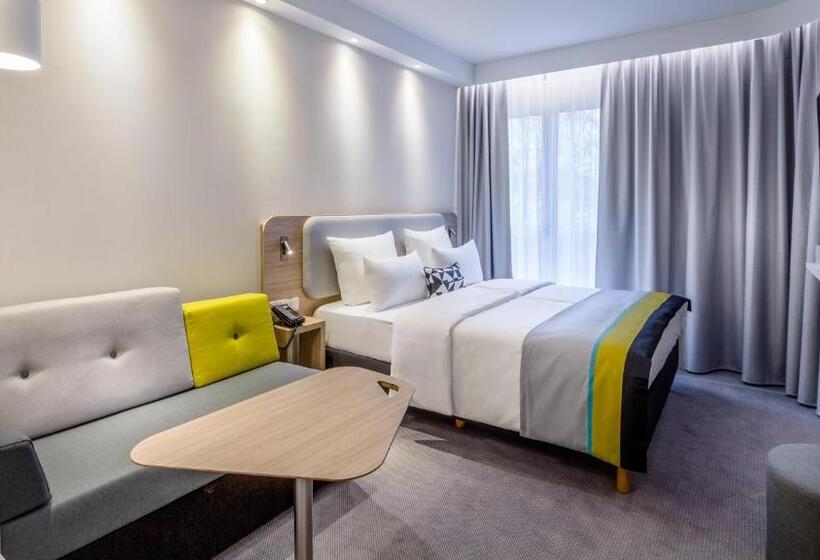 Номер Стандарт, Holiday Inn Express   Wuppertal   Hauptbahnhof, An Ihg