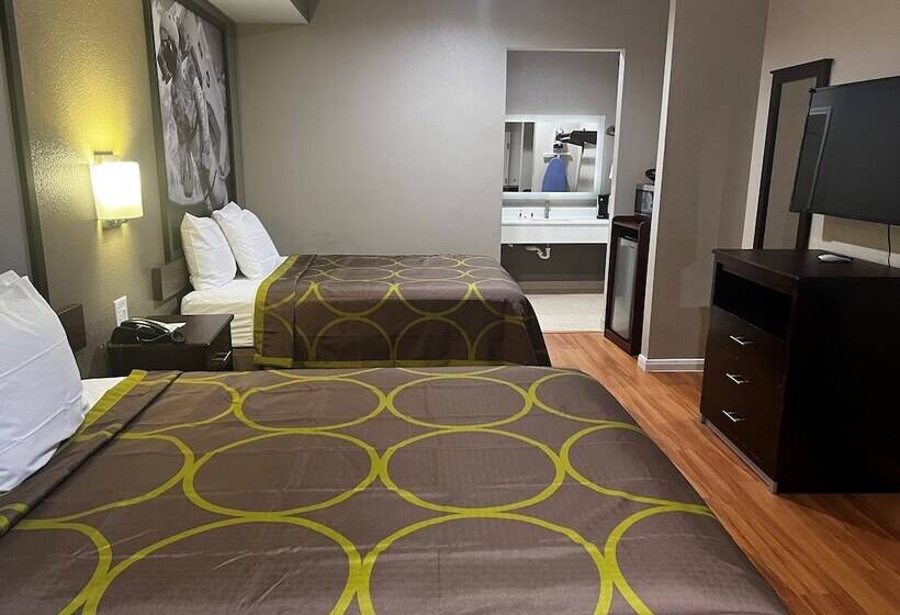 Номер Deluxe Адаптированный для Инвалидов, Super 8 By Wyndham Houston Northwest Cypress