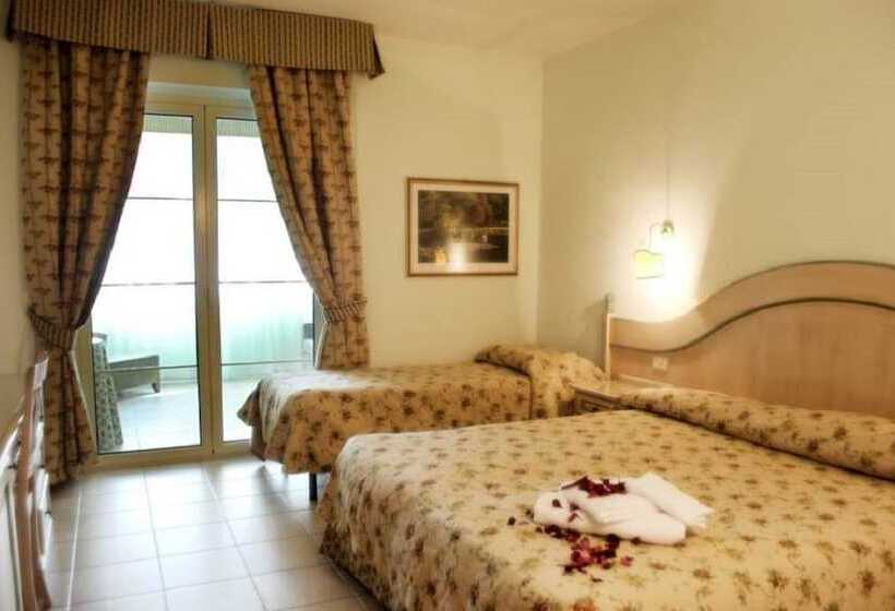 标准三人间, Antico Colle Toscano Resort
