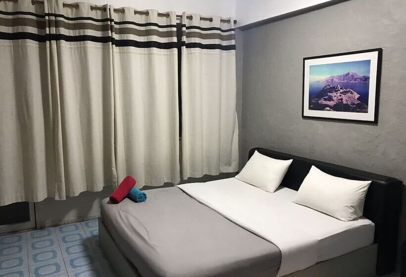 Номер Стандард Боковой Вид на Море с Балконом, Seaview