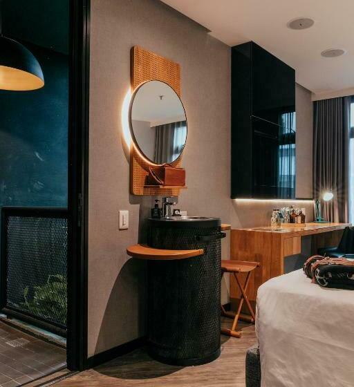 수피리어 룸, The Click Clack Hotel Medellín
