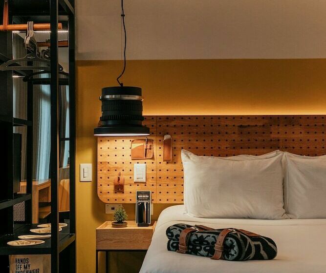 이코노미 룸, The Click Clack Hotel Medellín