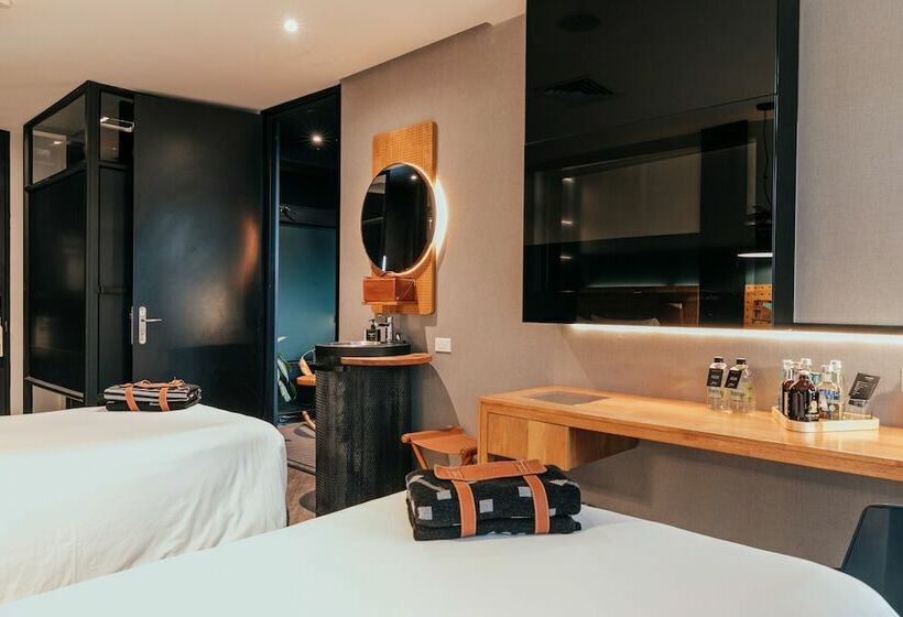수피리어 룸, The Click Clack Hotel Medellín