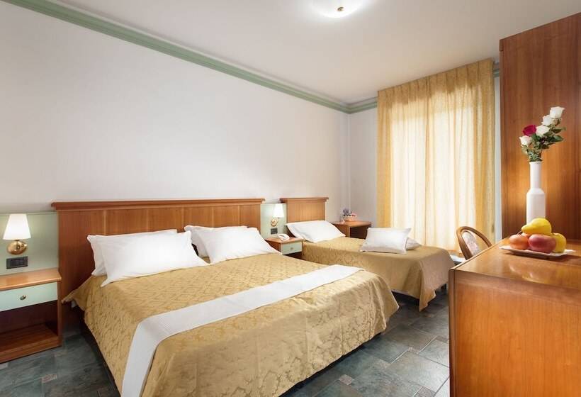 Quarto Triplo Estandar, Zeus