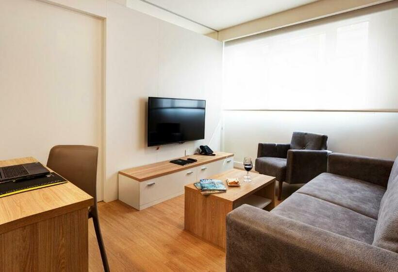 Апартаменты 1 Спальня, Sercotel Logroño Suites