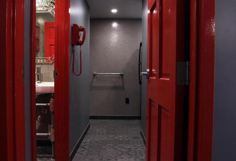 Cama em Quarto Compartilhado, Crates At The Gaythering   Men Only   Hostel