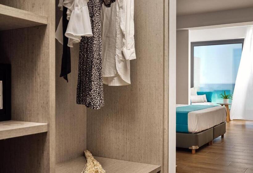 Люкс Панорамный Вид, Cavo Orient Beach Hotel & Suites