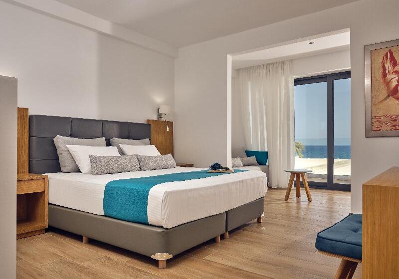 Люкс Вид на Море, Cavo Orient Beach Hotel & Suites