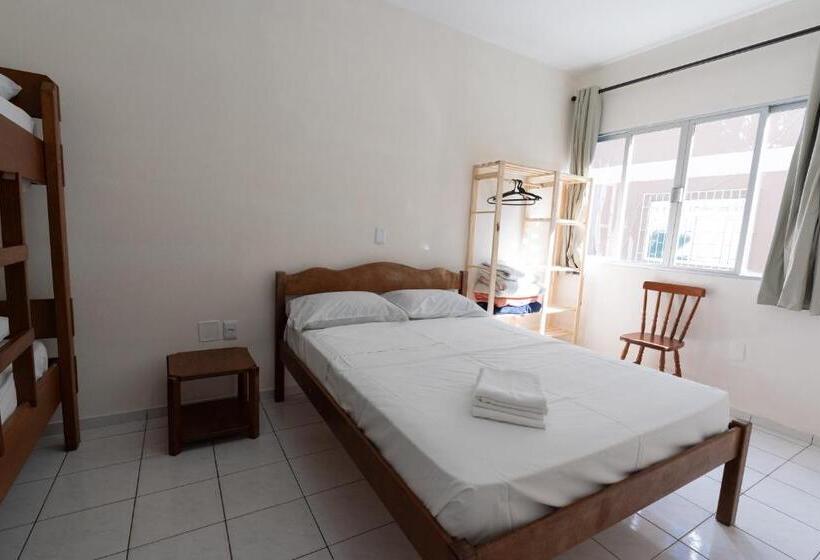 Quarto Quádruplo Economy, Hanna Amsterdam Praia