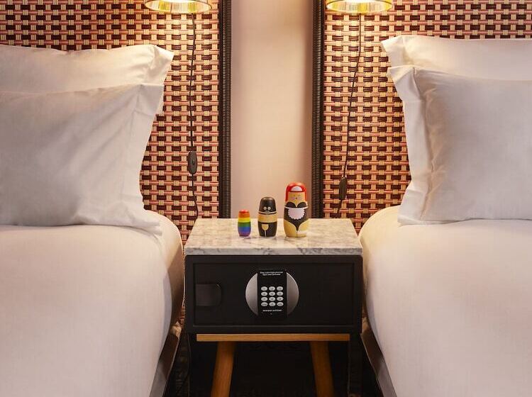 Chambre Standard, Mama Shelter Paris West